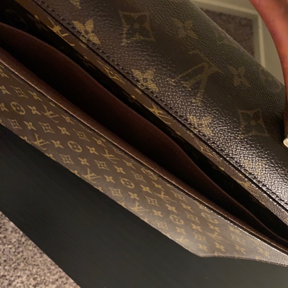 LOUIS VUITTON MONOGRAM BRIEFCASE - Picture 4 of 8